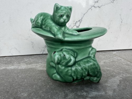 Sylvac top hat with cat - cat, and